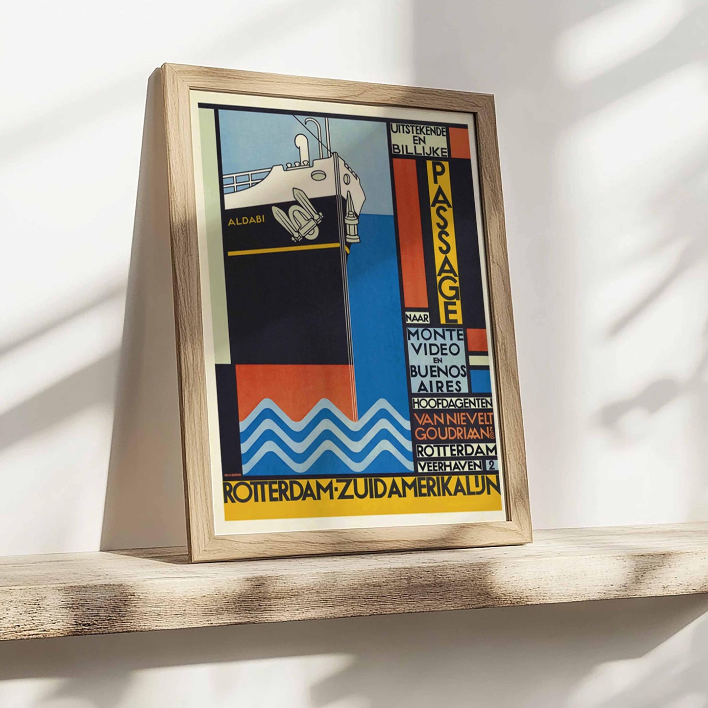 Poster Rotterdam Holland America Lijn op een houten plankje met zonnestralen